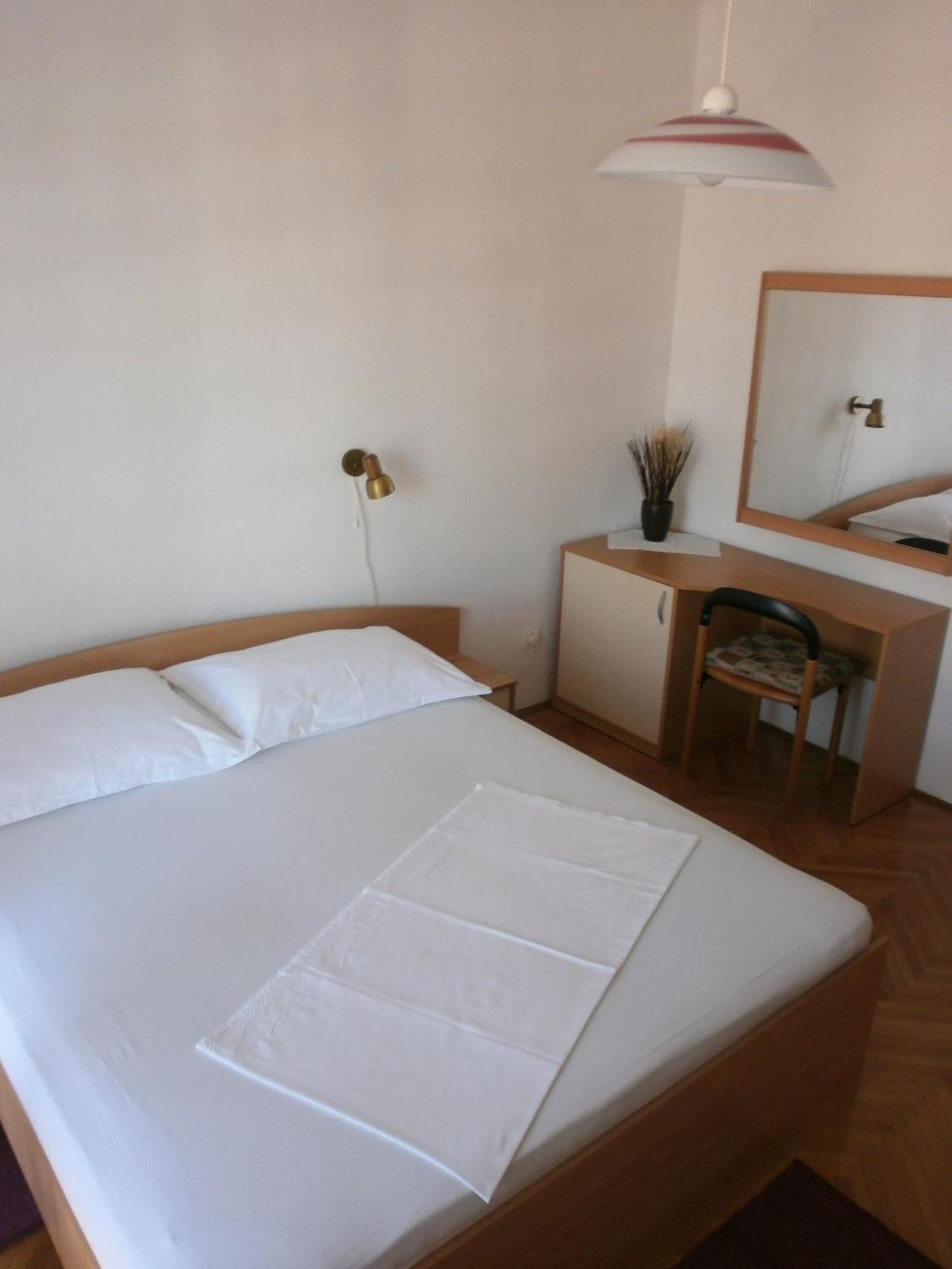 Apartments By The Sea Podgora, Makarska - 12326 Cameră foto